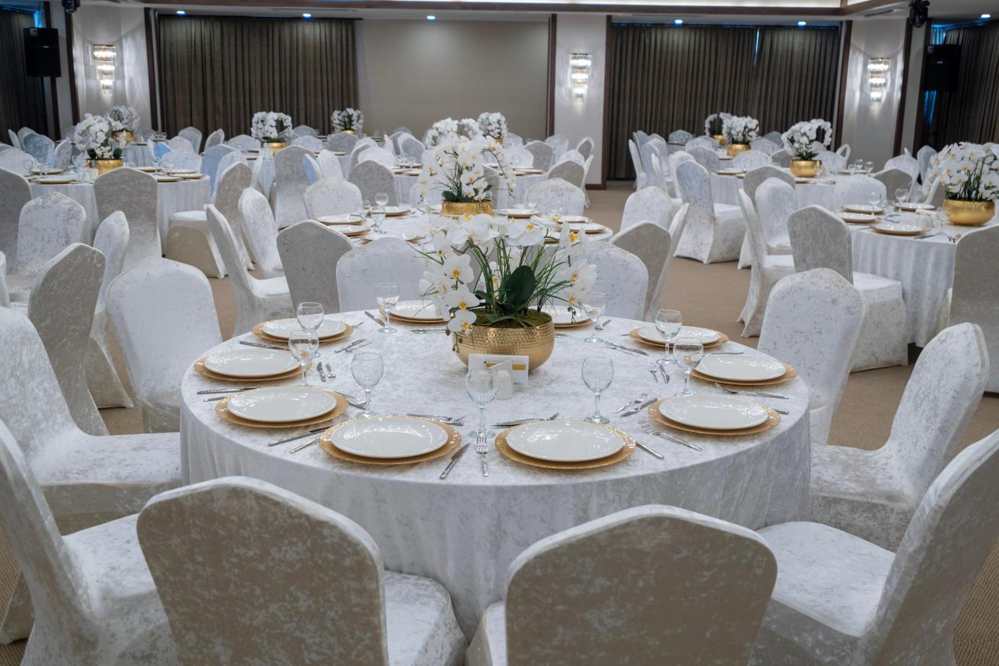 Park Dedeman Mersin Marina Çiftlik Exteriér fotografie